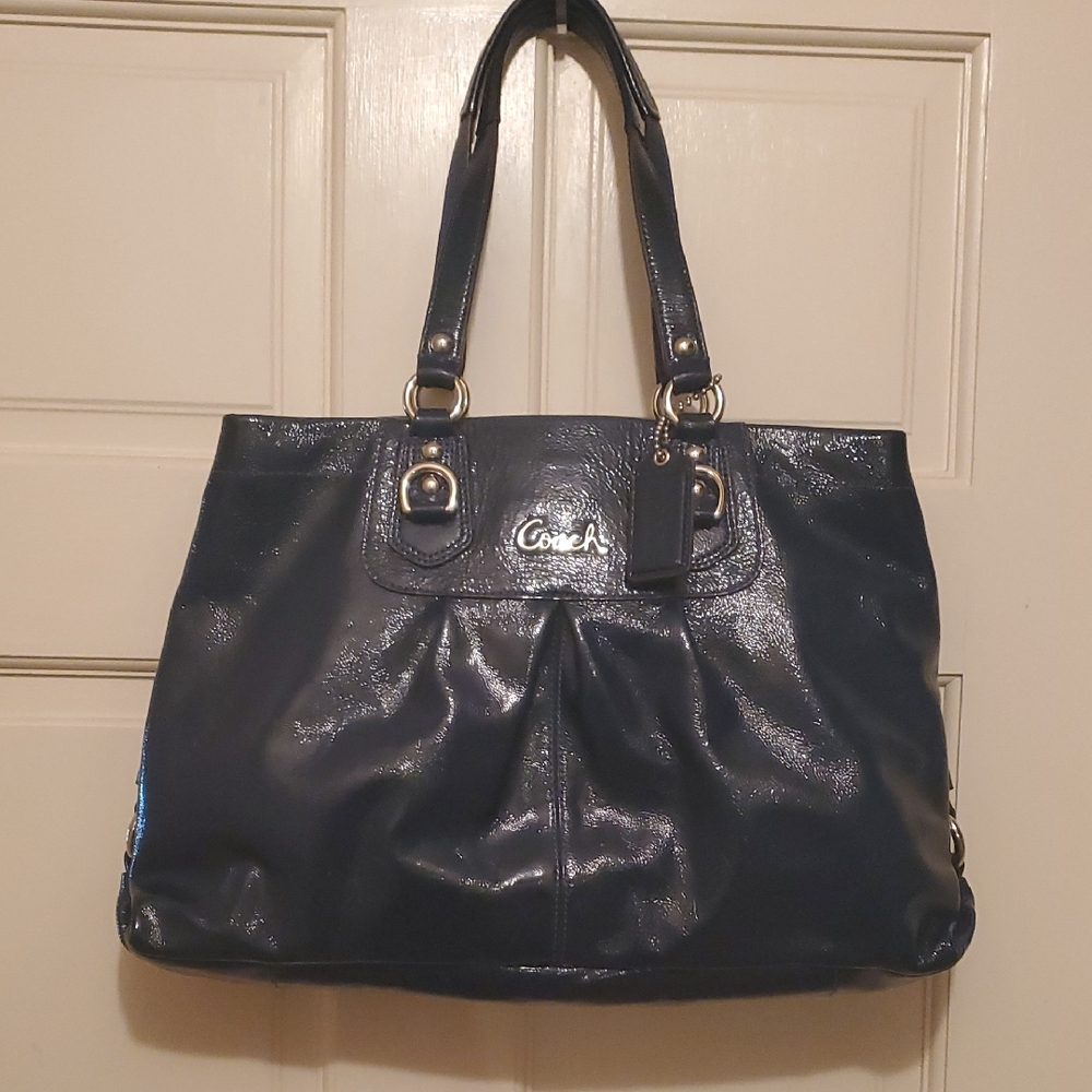 Coach Navy Blue Tote Bag Patent Leather.